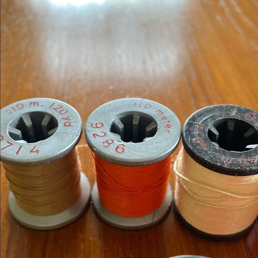 Vintage Set of Molnlycke Thread - Picture 12 of 12